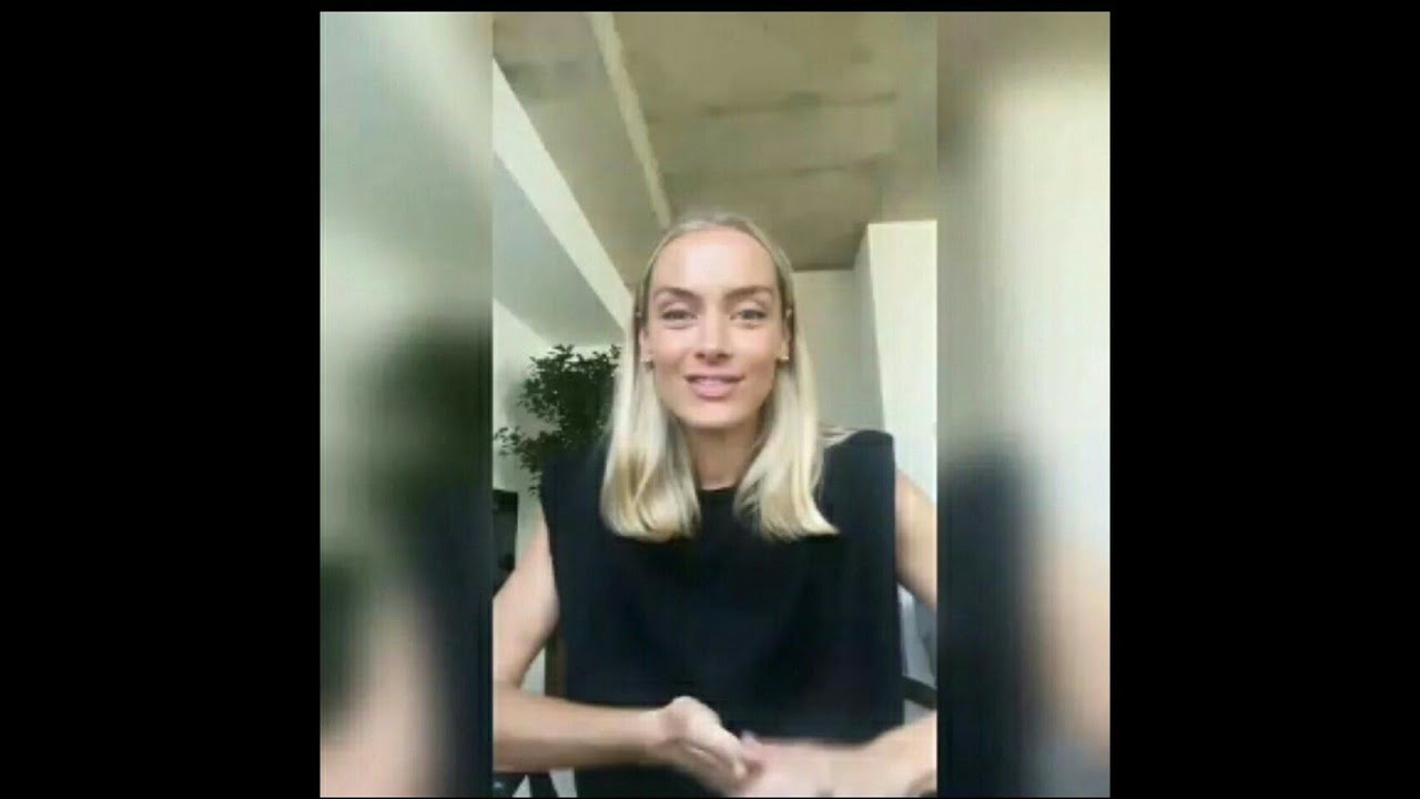 Rachel skarsten and Sam littlefield doing in Galaxy Con this saturday #22