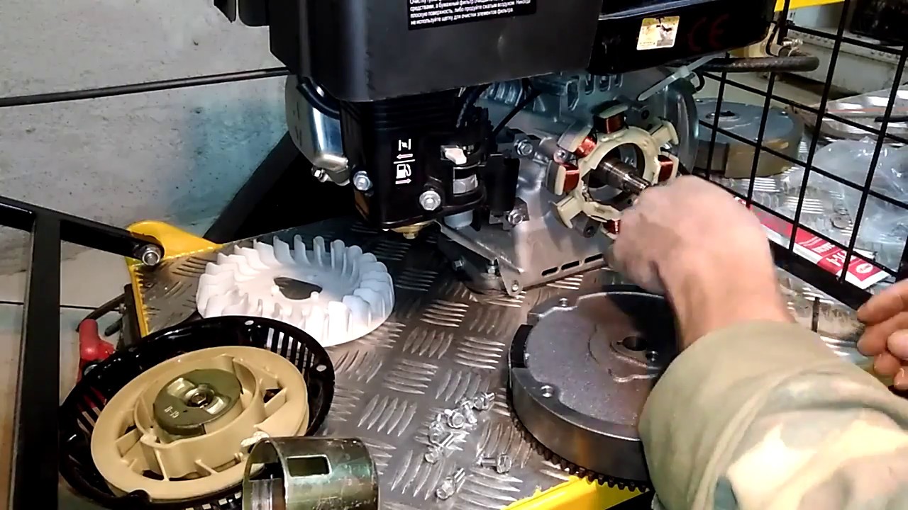Катушка освещения для двигателя LIFAN 7A.