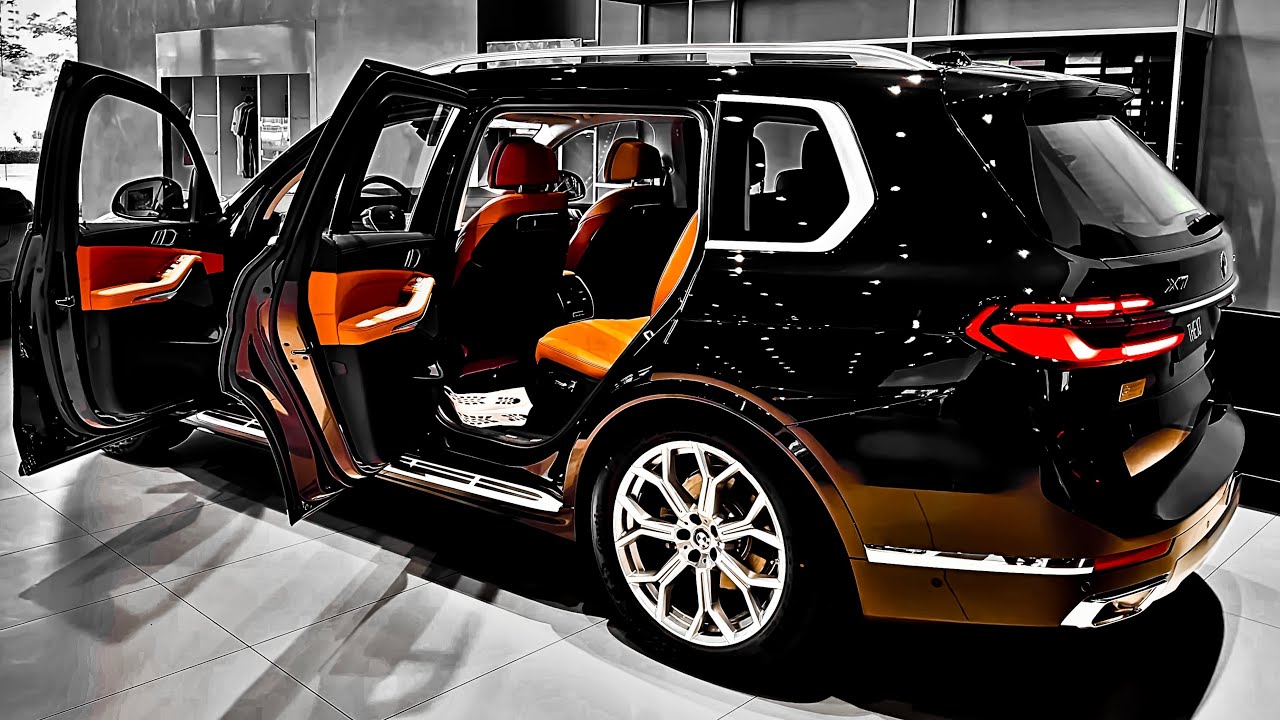 2025 BMW X7 M Sport Pro: Black Sapphire | Grand Luxury SUV