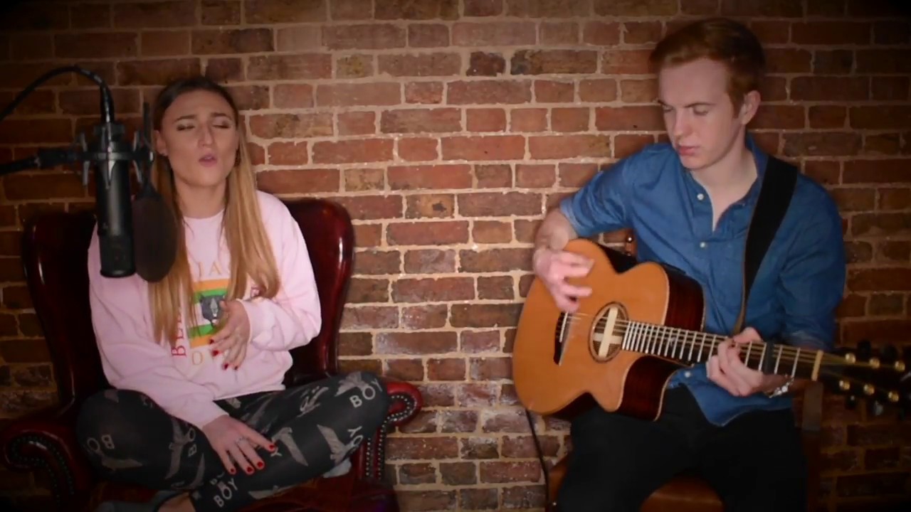 Irreplaceable - Beyonce (Cover) Bee Arnold & Alex Chesney