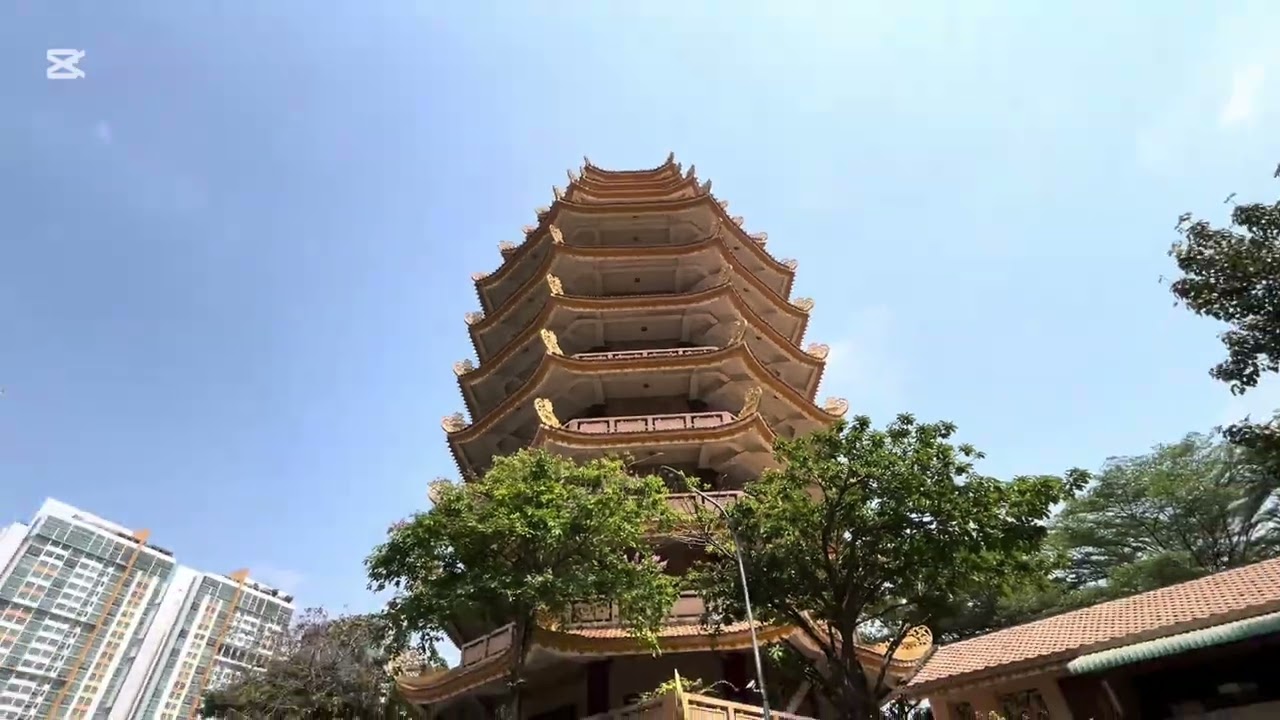 Phap Luan Thuong Chuyen temple. Saigon