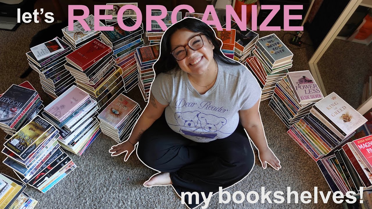 decluttering & reorganizing my messy bookshelves 📖🧹🫧