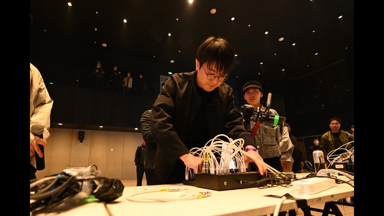 Wang Yi 王懿 (EAU) - Modular Commune Festival Beijing 24 (Vol.20)