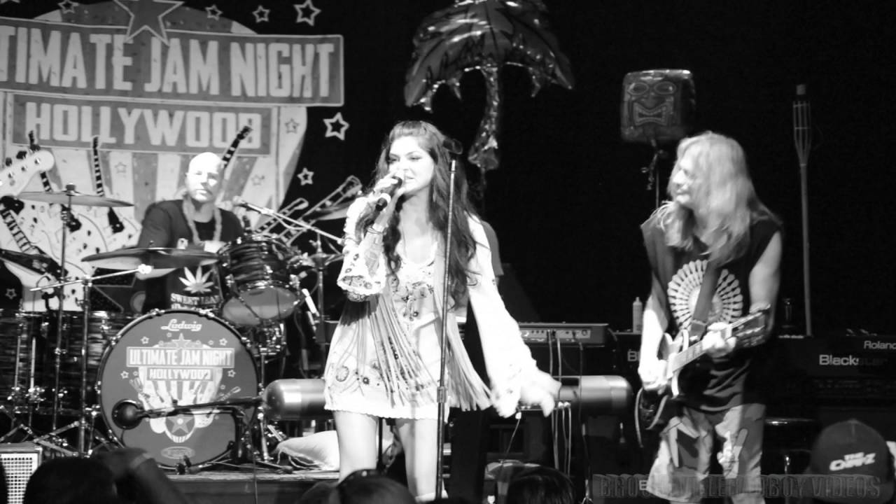SOMEBODY TO LOVE at Ultimate Jam night : Cherokee Fortune on vocals