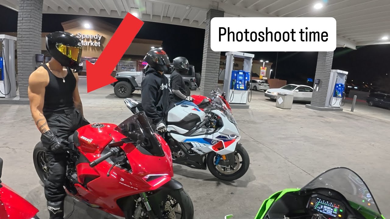 Импровизированная встреча велосипедистов и фотосессия с Cleannuff.