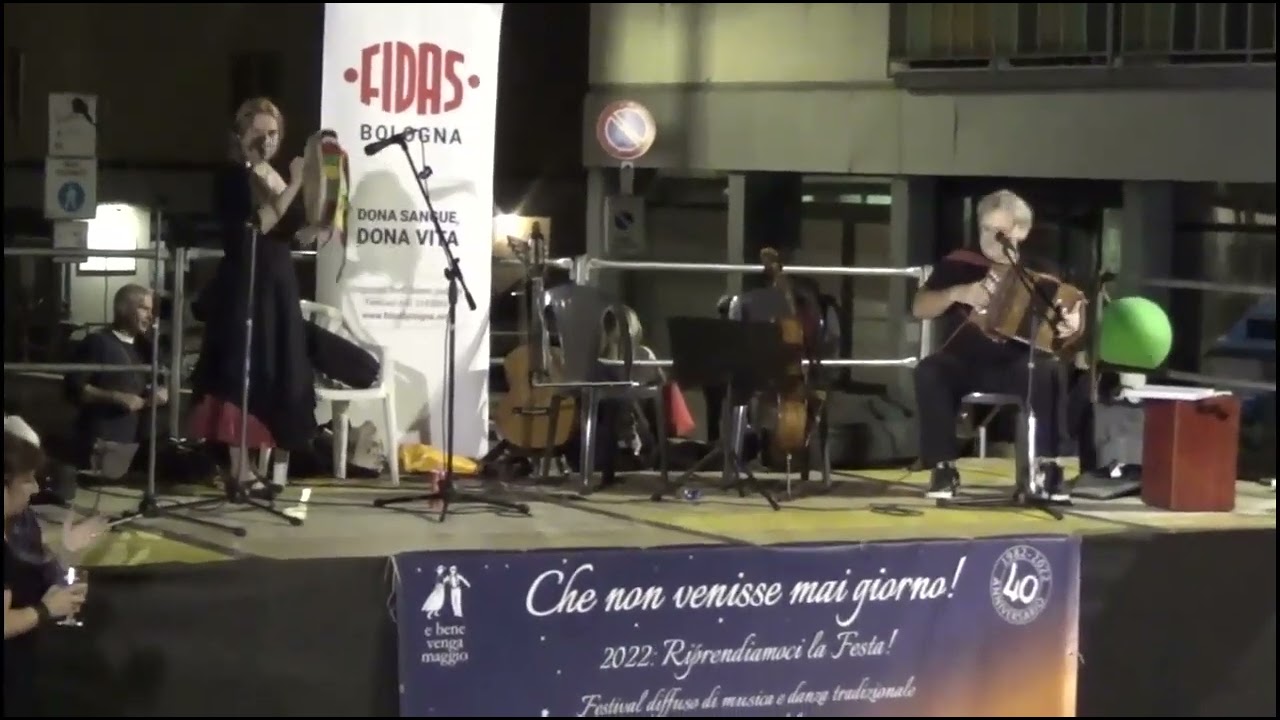 Il duo Rinaldo Doro e Beatrice Pignolo in: il “Tambour” di Cogne Danza di Cogne.