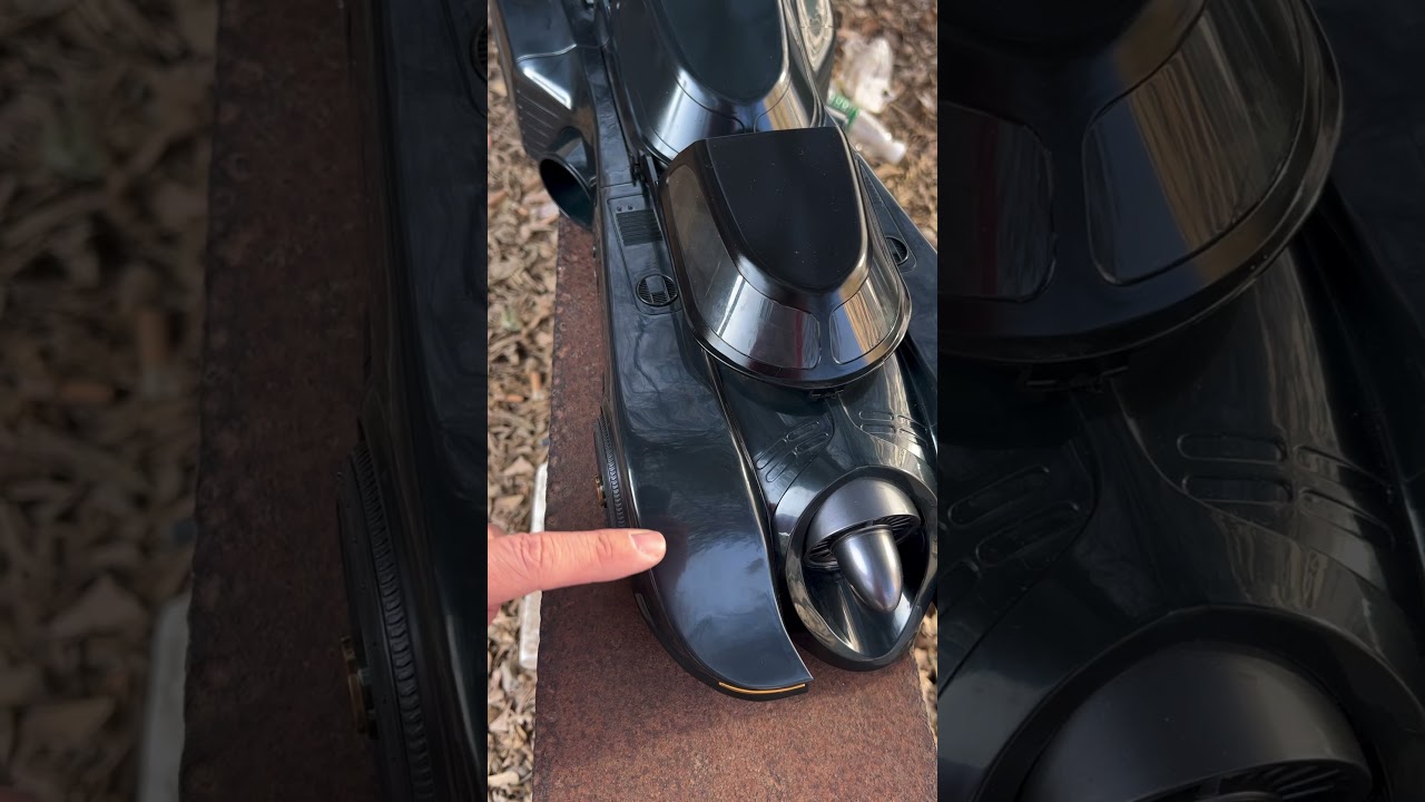 Explaining the Mcfarlane Grey Canopy Batmobile - CAG set by Ramen Toy