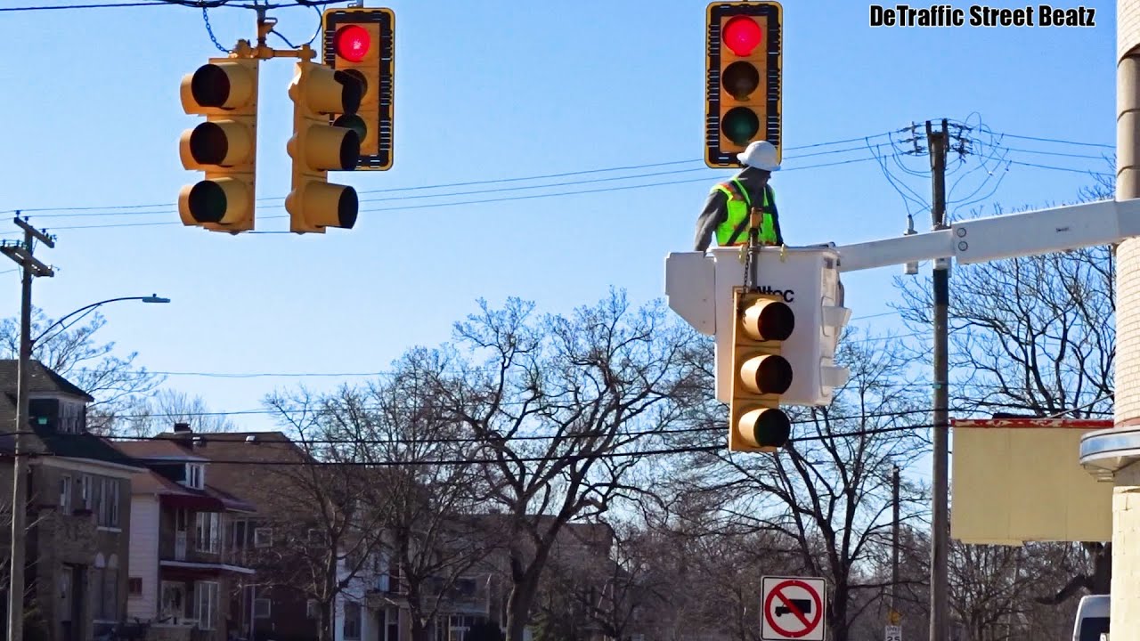 Old Traffic Lights Removal | Puritan & Linwood