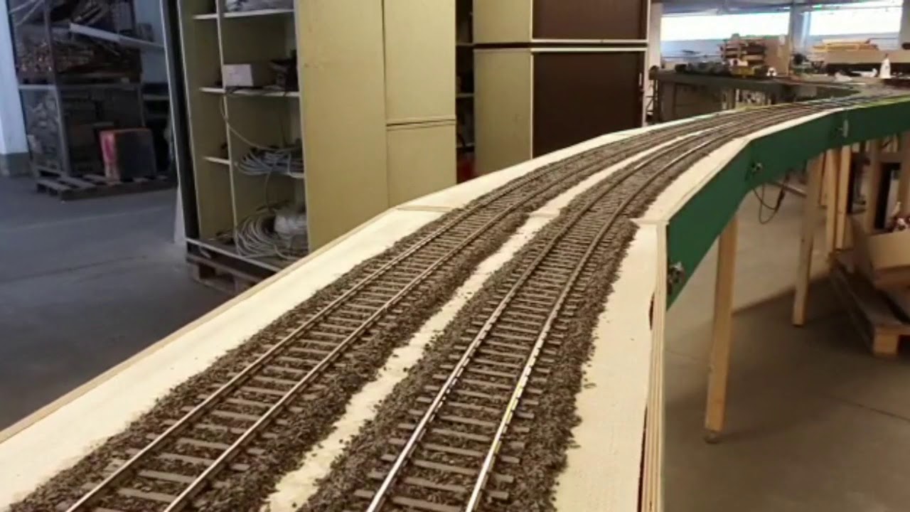 Spur 1 Schwertransport XXL Trafo auf Tragschnabelwagen