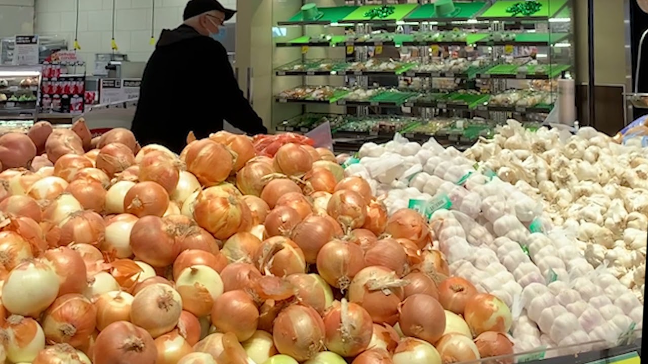 How to shop in Canadian grocery stores