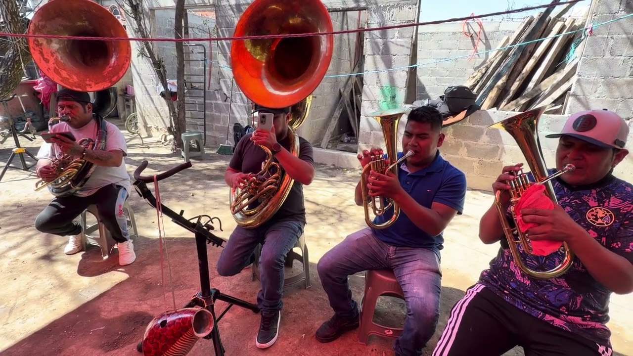 La Última Estocada - Banda La Mera Mera 