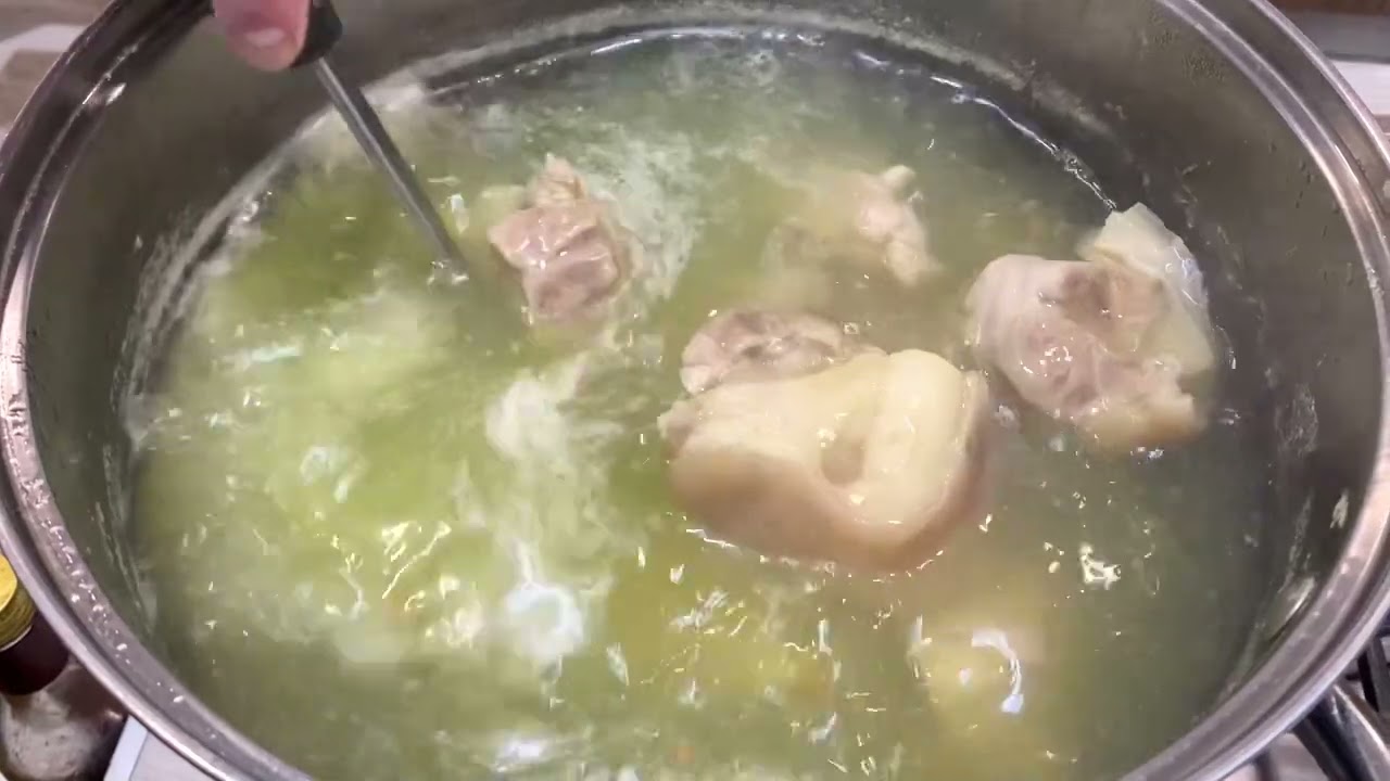 Ciorba ardeleneasca de porc