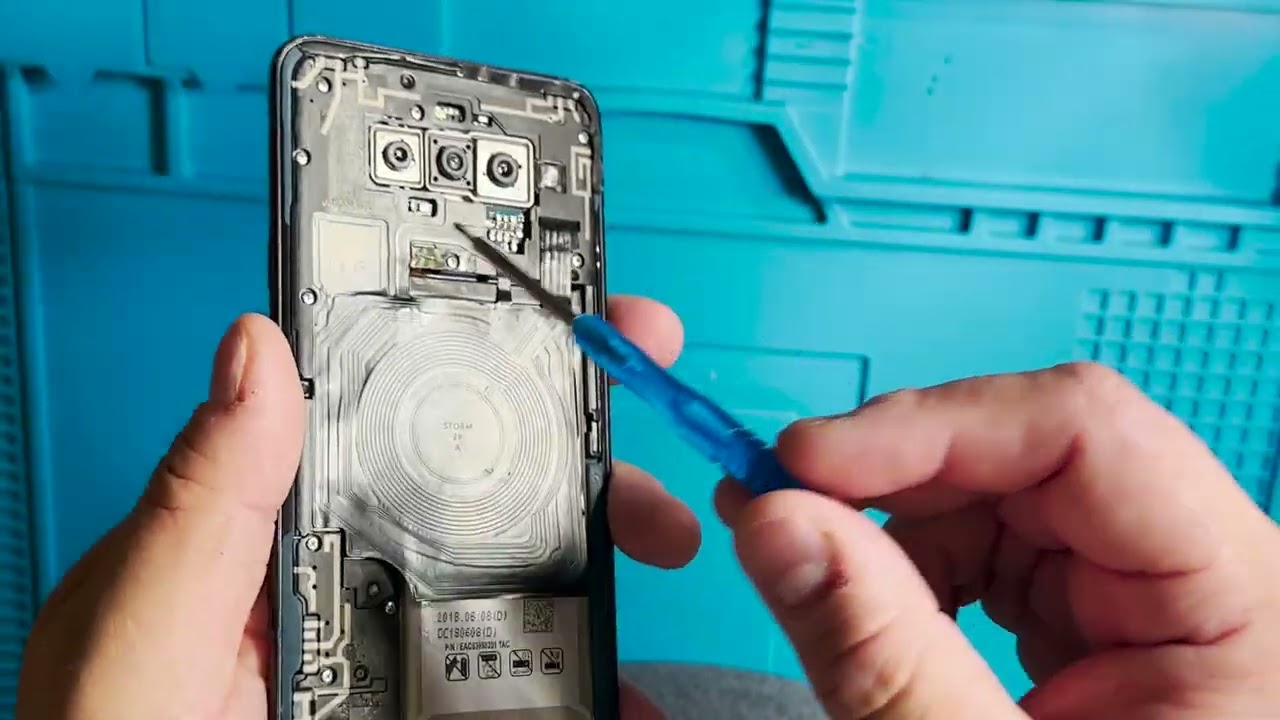 LG v40 test points and 9008 mode | How to revive a bricked LG phone