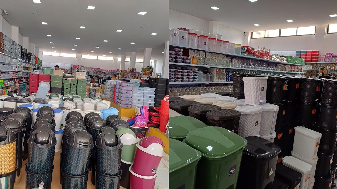 Foi nas lojas de 20 reais /também  em uma  das lojas do armazém  paraiba 😃👍