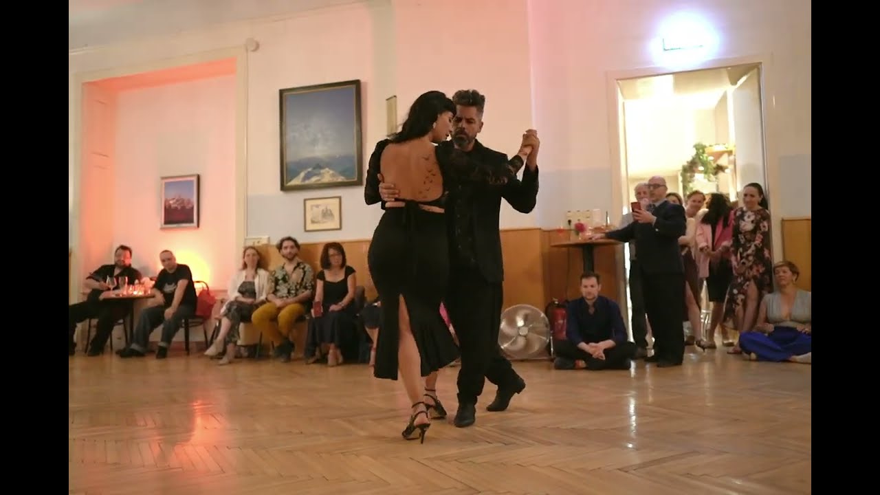 Majo & Rodrigo dancing Goyeneche (Vienna 2025)