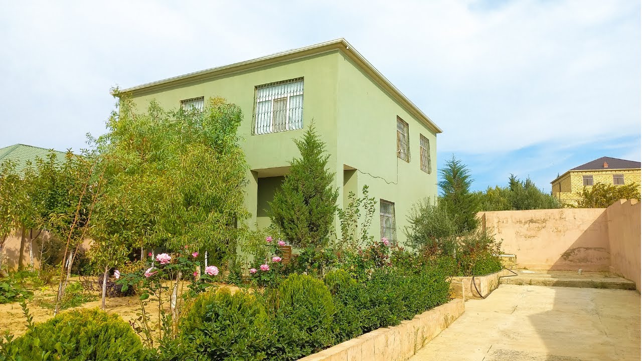 Sarayda Bağlar massivində bağ evi satılır. Ev alqi satqisi