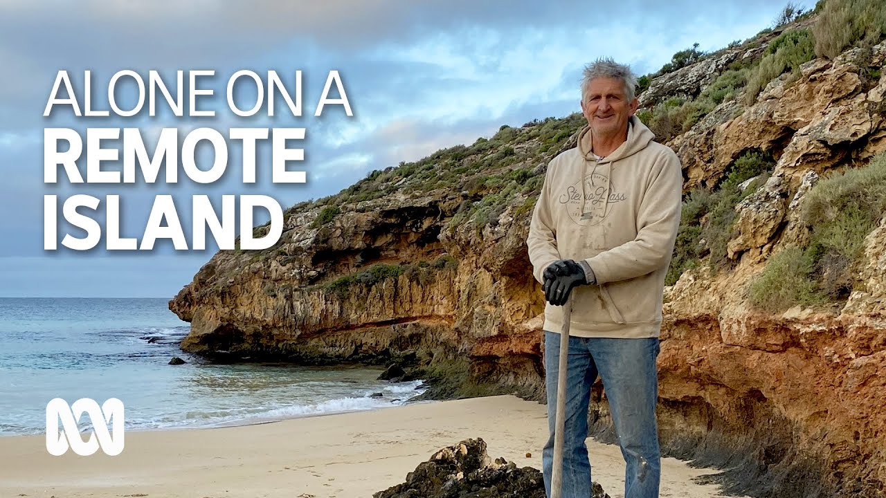 Real-life 'Gilligan' living on remote Wedge Island with marsupials, penguins, eagles | ABC Australia