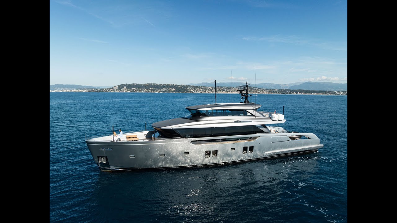 Sanlorenzo SX112 SENSA | For Charter in France & Italy