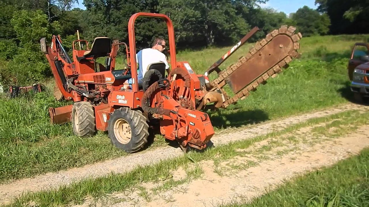 DITCH WITCH 3700