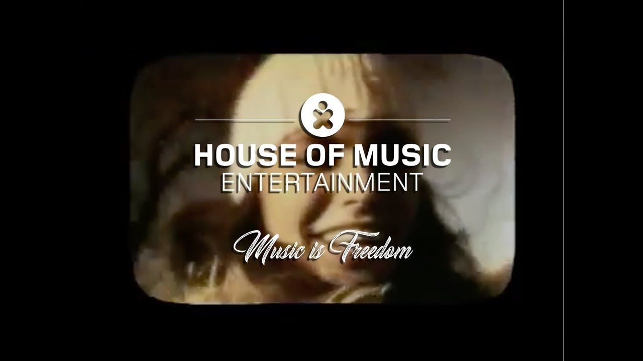 Malu - Fotonovela (Official Video)