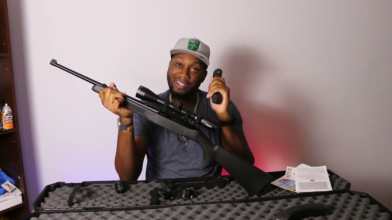 Ruger 10/22 Carbine: Unboxing