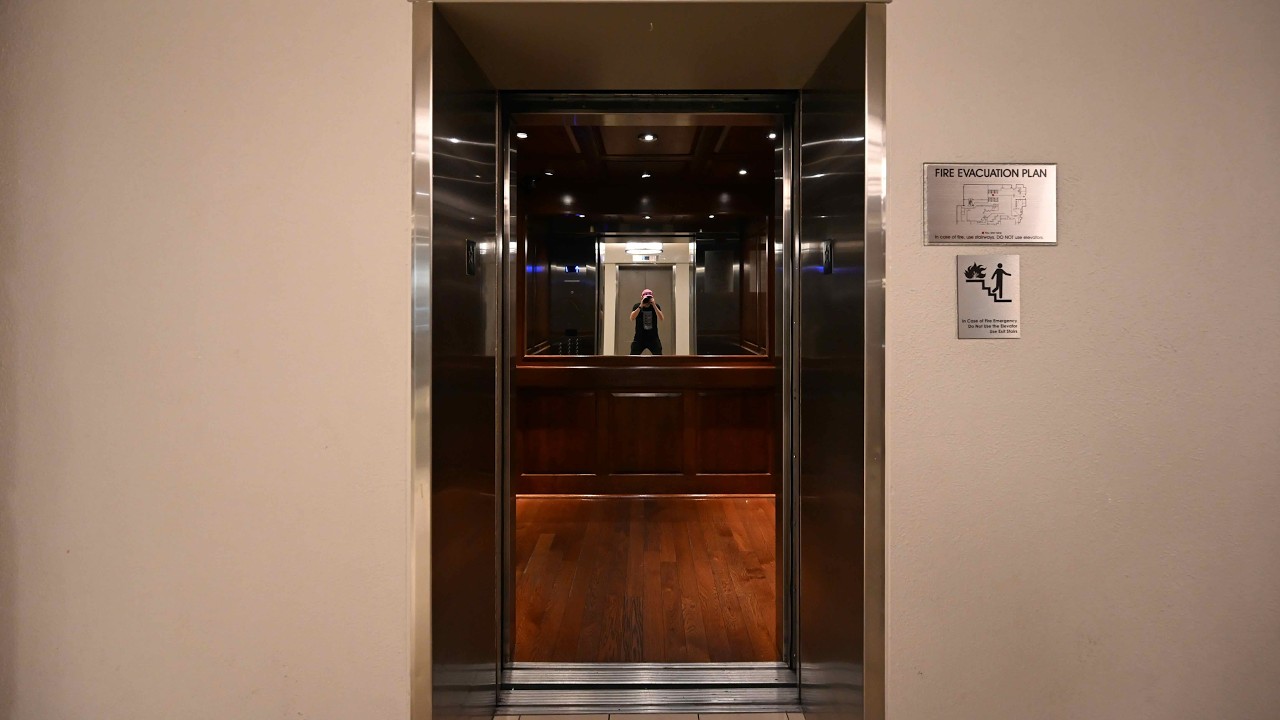 Альбукерке, Нью-Мексико: Лифты Otis Traction в отеле Marriott.