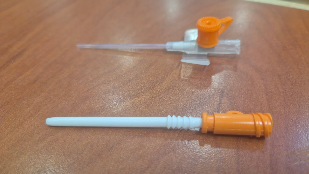 הכנסת RIC - Rapid Infusion  Cathter 