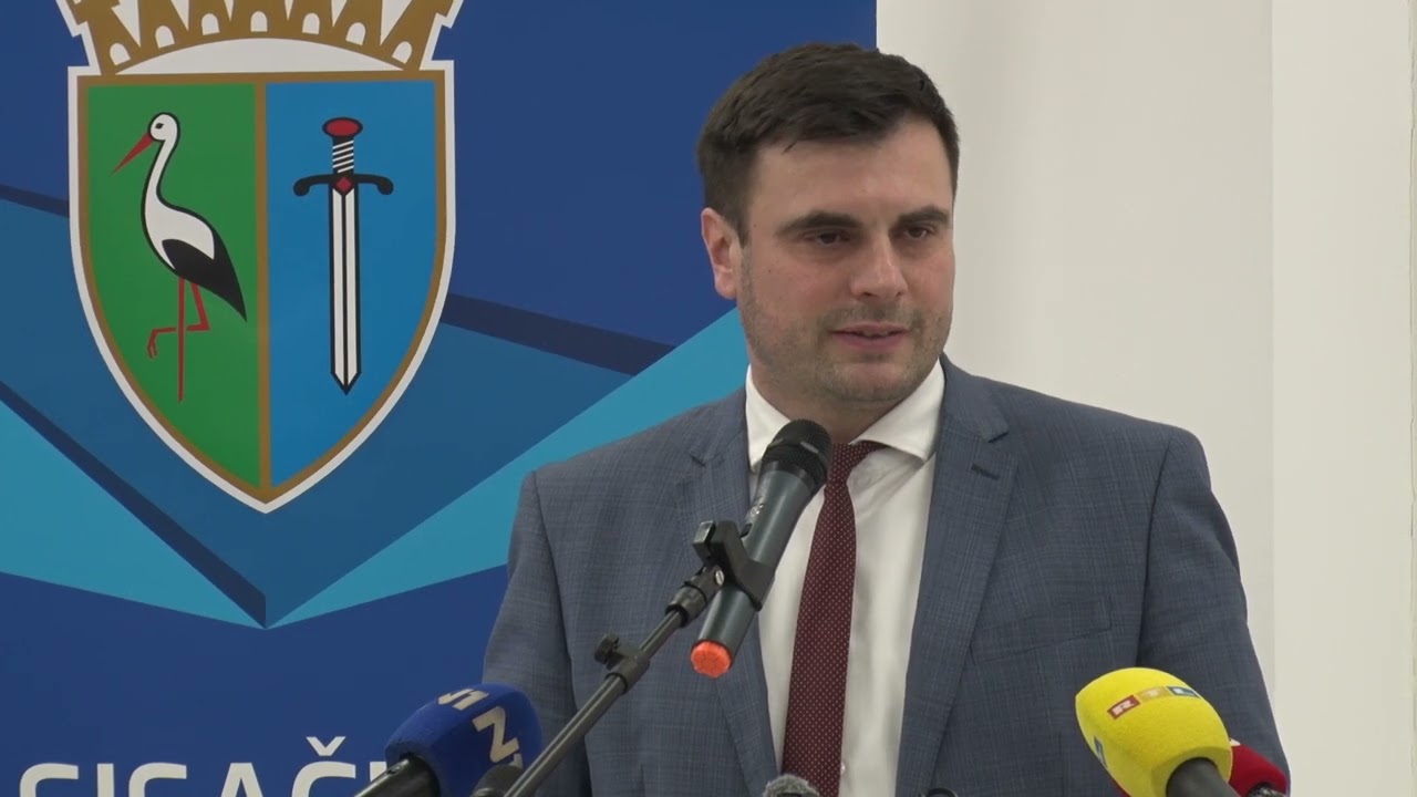 PREMIJER PLENKOVIĆ OBIŠAO SISAK, PETRINJU I GLINU