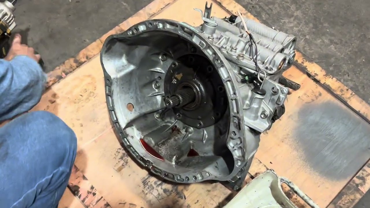 Te enseño a como desarma y armar correctamente una caja automática paso a paso de montacarga Toyota 