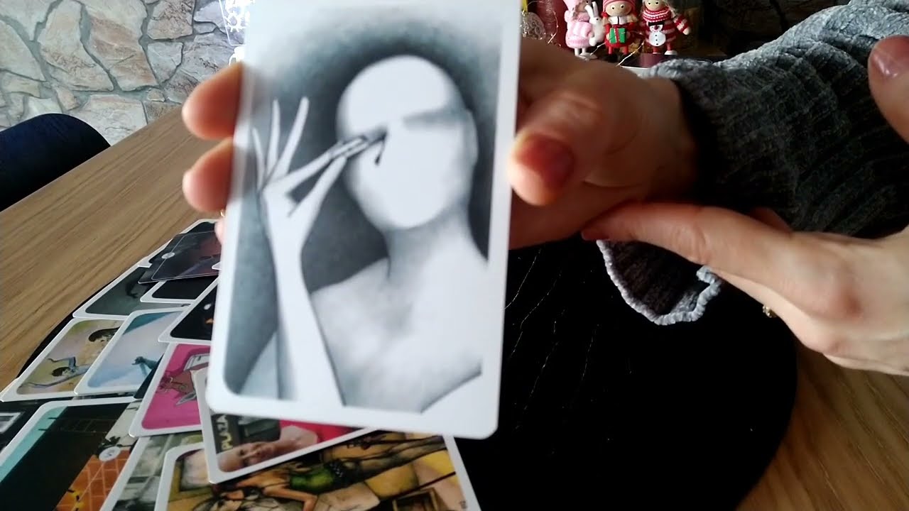 Что у НЕЁ с другим мужчиной? 👹 Таро для мужчин.