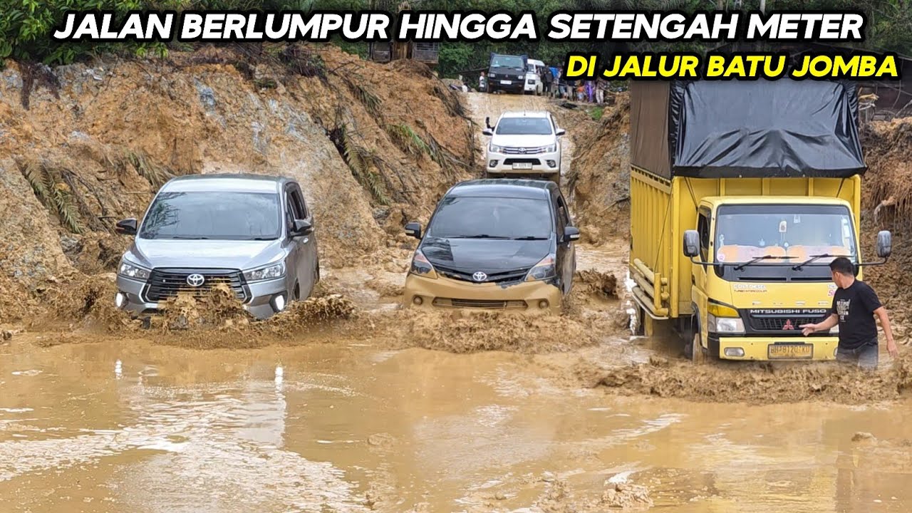Jalan Berlumpur Hingga Setengah Meter Di Jalur Batu Jomba