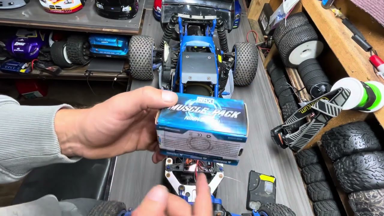 Rovan Baja получает новую батарею 1/5 Gas RC !!!