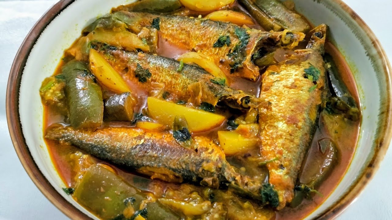 বেগুন আলু দিয়ে ঝাটকা মাছের রেসিপি। ঝাটকা মাছ রান্না। Lita's recipe. 