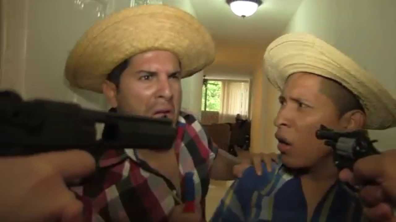 PINCHAZOS Y ARMAS DE GUERRA (Chacarón & El Primo)