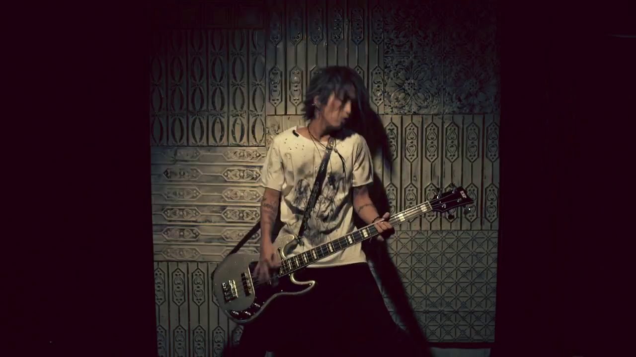 AKi「FAIRY DUST」MV Full ver.