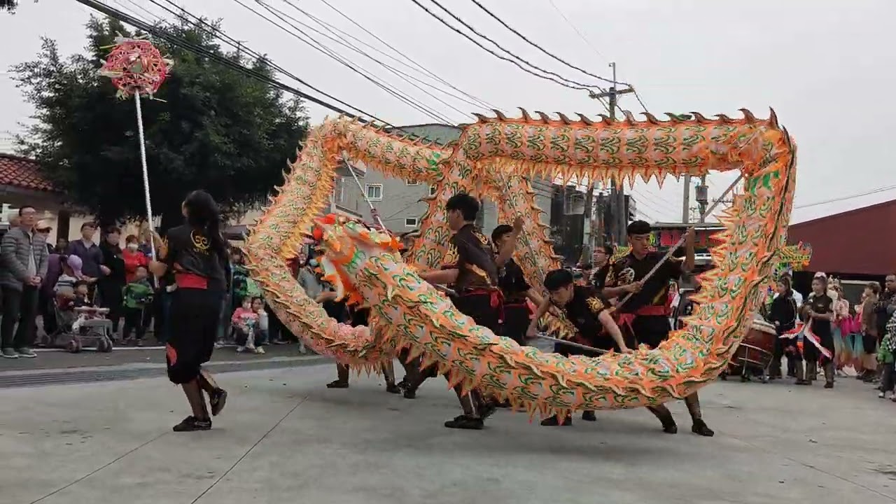 舞龍陣
