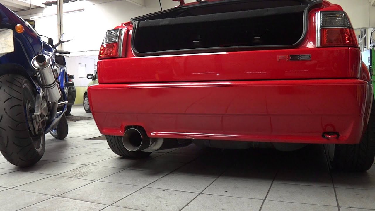 Yamaha R1 vs VW Corrado R32 Turbo sound comparison