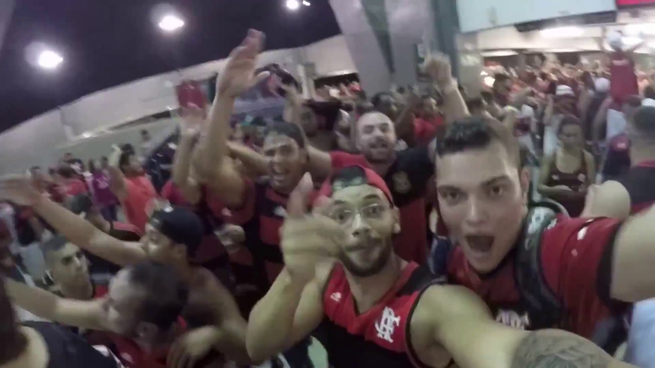SARRANDO NO TIME DO PAPA - #VLOG14