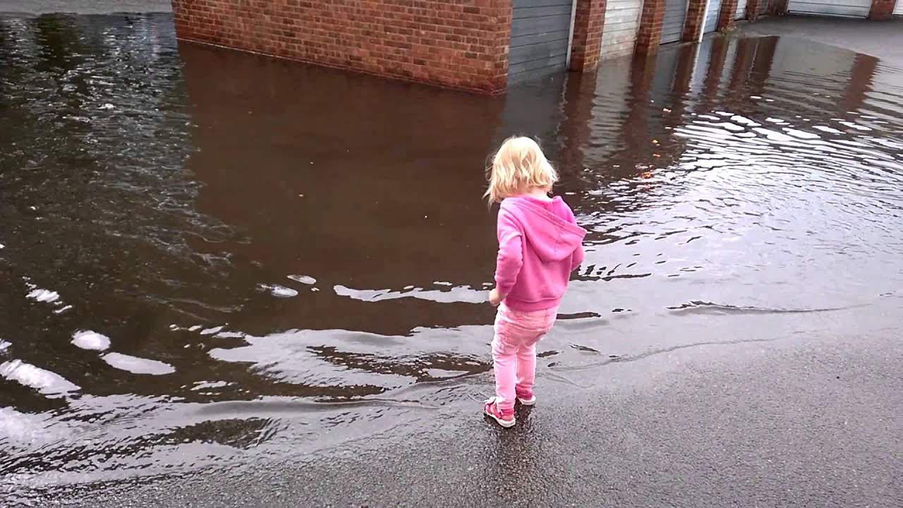 Preston, Ellie and Tapiwa making the most the rain - 280614