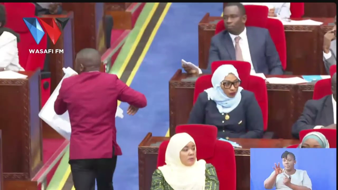 WABUNGE WAPIGA KURA LIVE KUMCHAGUA SPIKA WA BUNGE