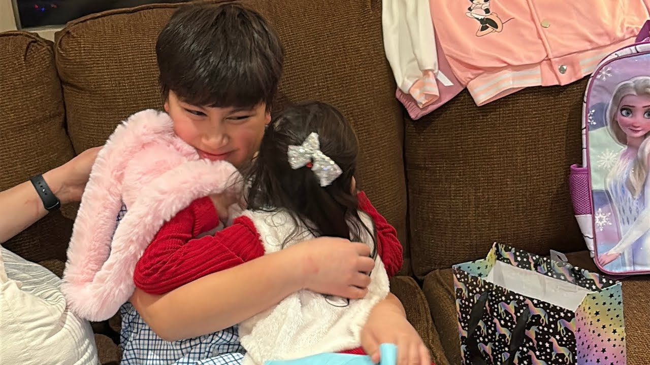 #Nothing beats this feeling. 🎁✨ #UnwrapTheJoy #ChristmasMagic
