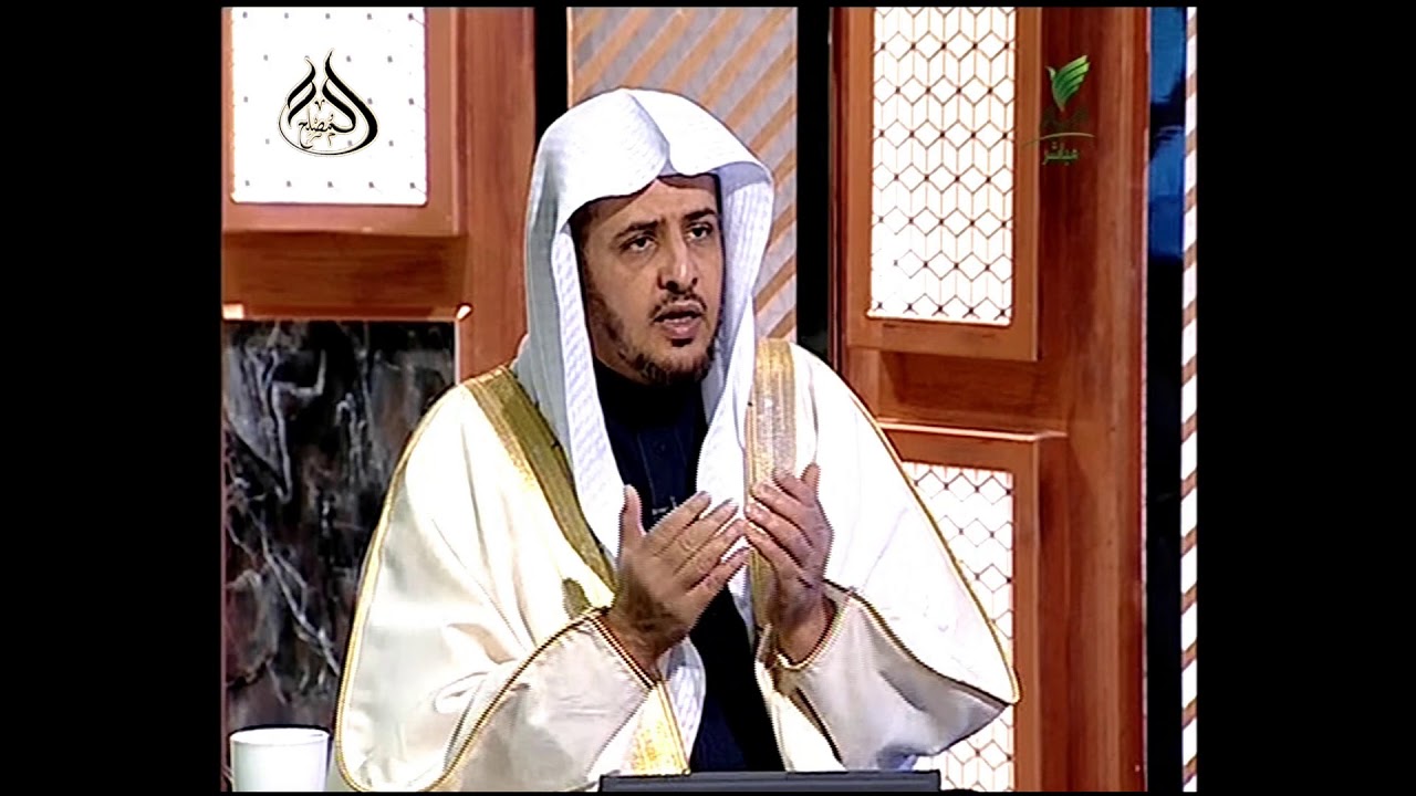 عند رقية الأبناء هل يلزم وضع اليد على الجبهة