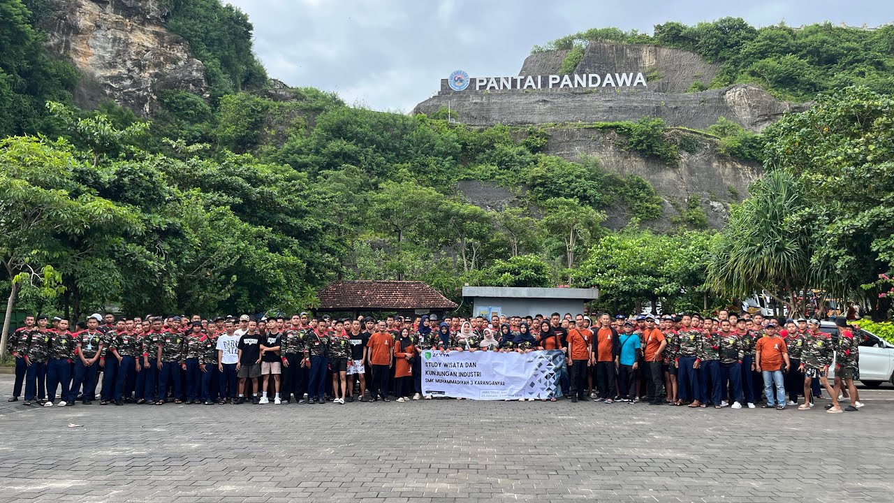 KUNJUNGAN INDUSTRI SMK MUHAMMADIYAH 3 KARANGANYAR BERSAMA ZOYYA TRAVELINDO