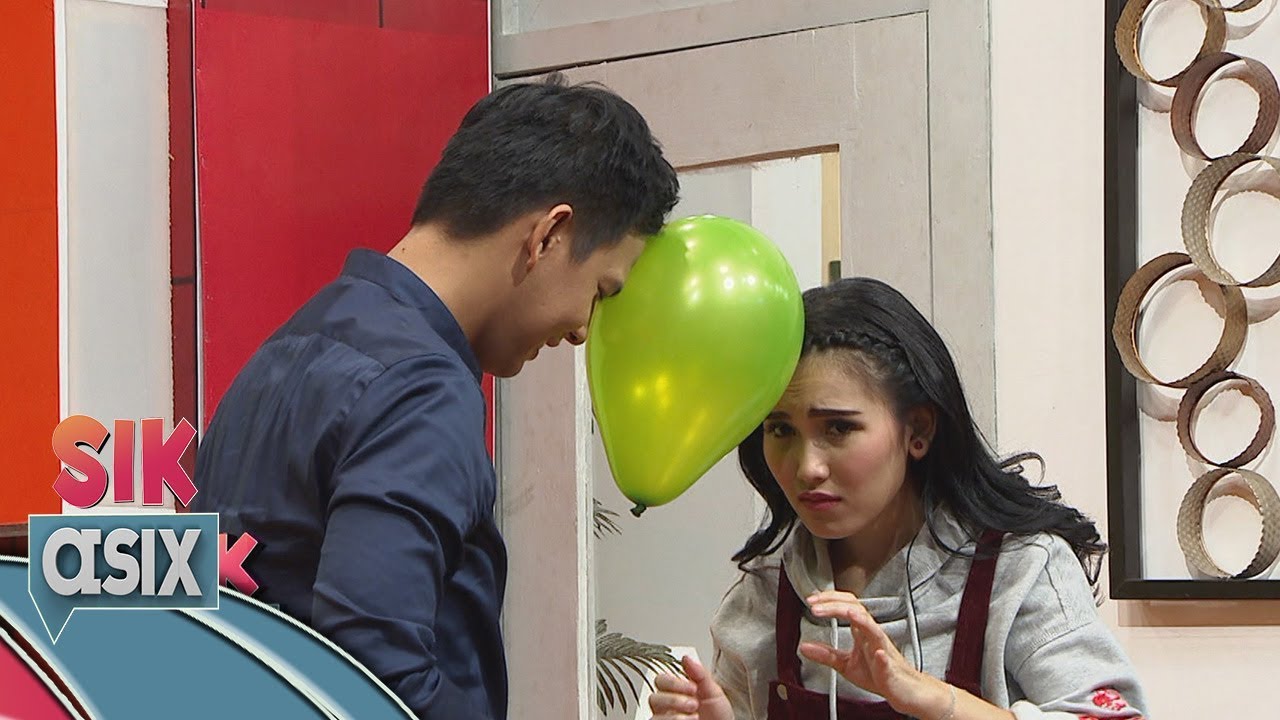 Romantisnya Ketika Ayu Ting Ting dan Andi Arsyil Joget Balon - Sik Asix (21/10)