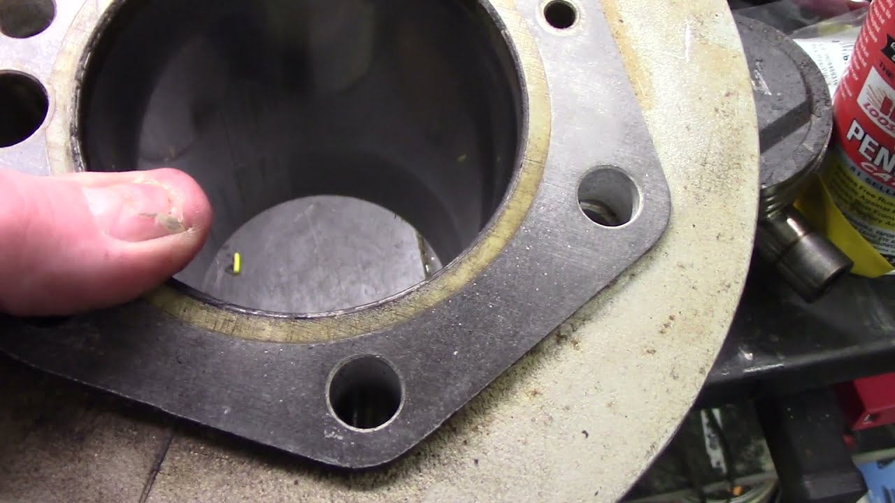 1973 Moto Guzzi Off of the Road for 40 Years Part 7, Partial Engine Teardown