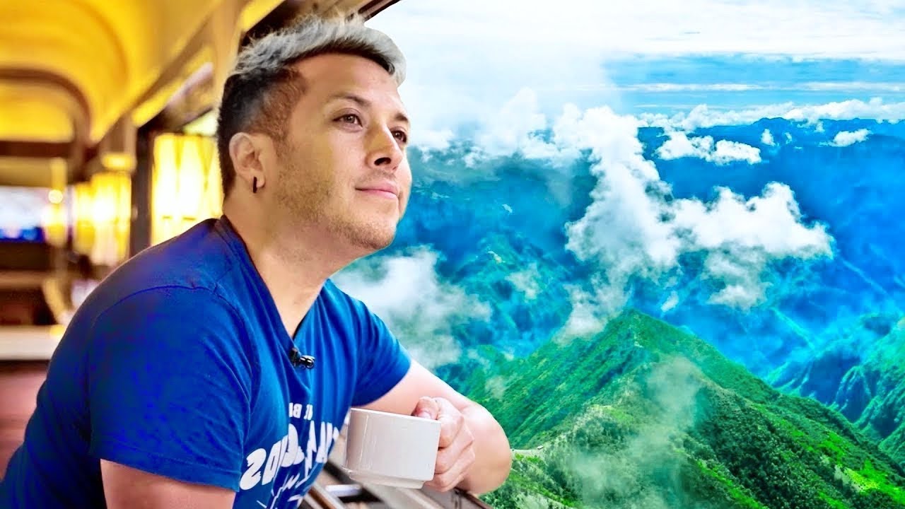 Así es el TREN MÁS LUJOSO DE MÉXICO! ⭐️ Primera Clase 😱 | Alex Tienda ✈️