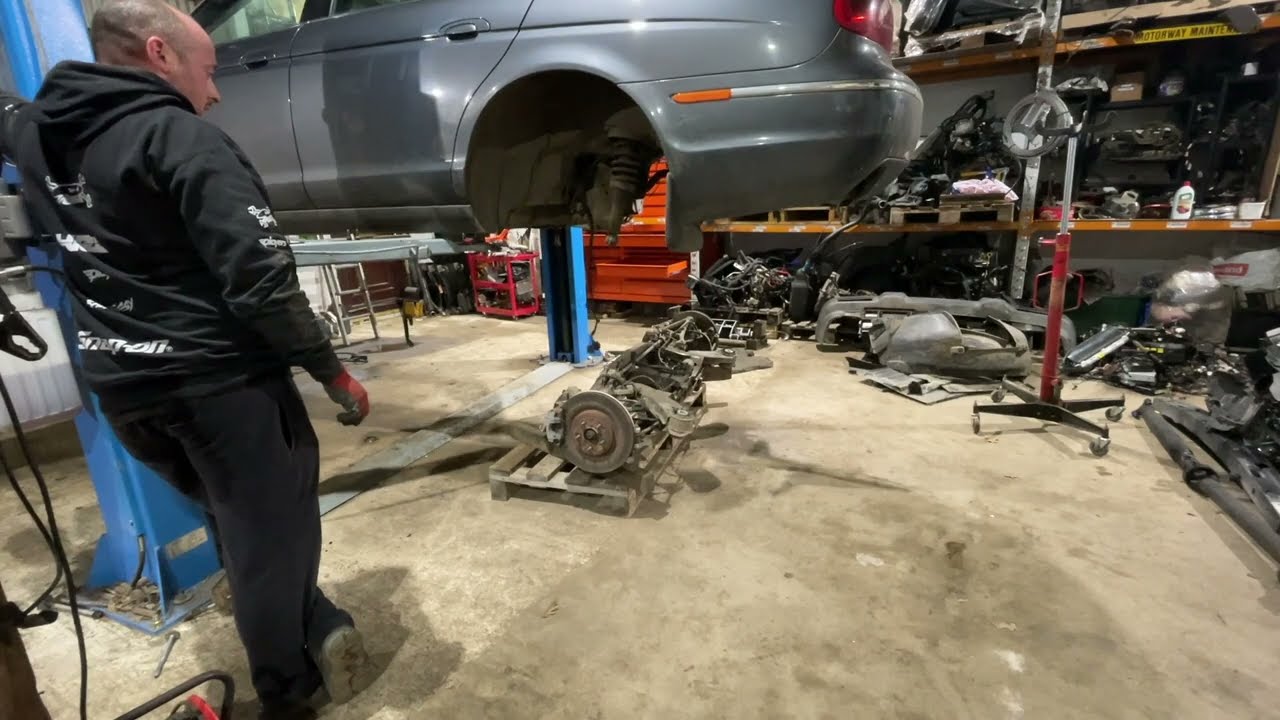 2006 Copart Jaguar S-Type 2.7 Strip down - Removing Front Bumper, Engine & Gearbox and Rear Subframe