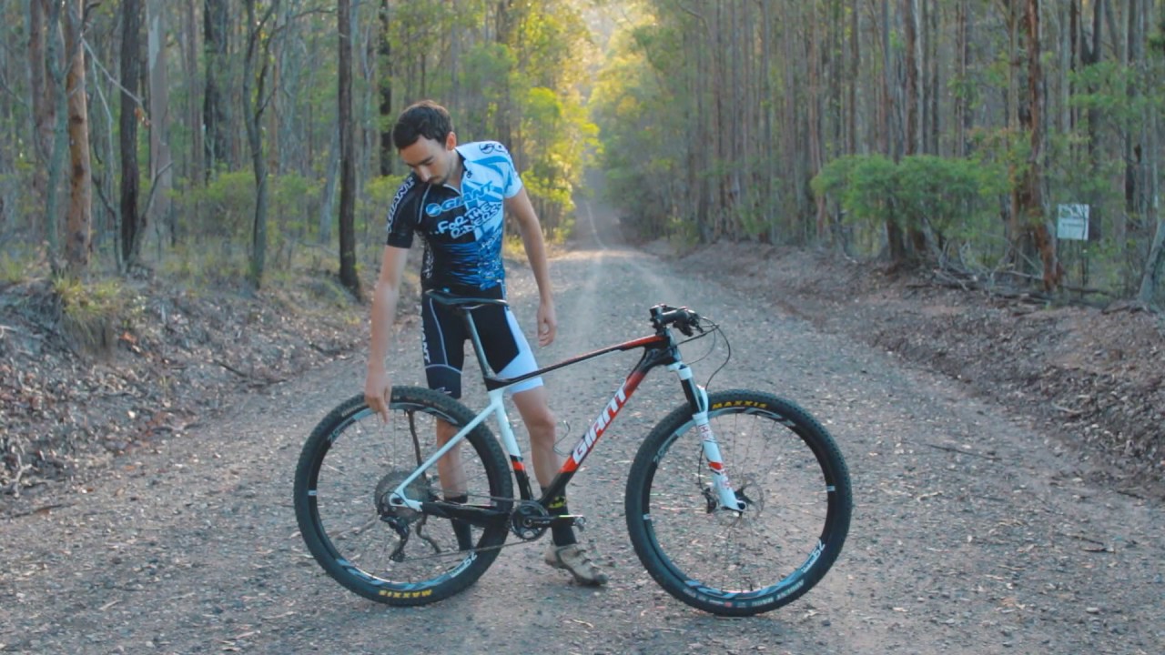 Giant 2017 XTC Advanced 29er 1 Bike Review