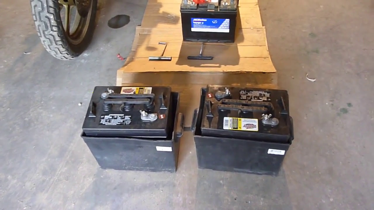 COSTCO BATTERIES & INTELI-POWER 60 AMP CONVERTER CHARGER PART#1
