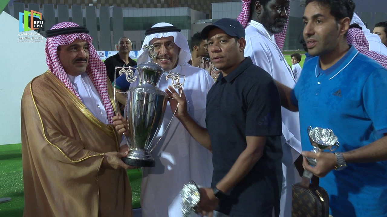 تقرير | المباراة النهائية بين جامعة الملك فيصل وجامعة طيبة ضمن بطولة اتحادكرةالقدم للجامعات السعودية